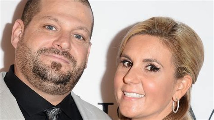 Is Brandi from Storage Wars Single? Uncovering the Truth about Brandi Passante's Relationship Status